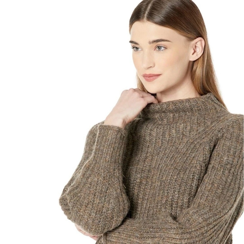 Madewell Loretto Funnel Neck Sweater in Heather Otter - Picture 13 of 16